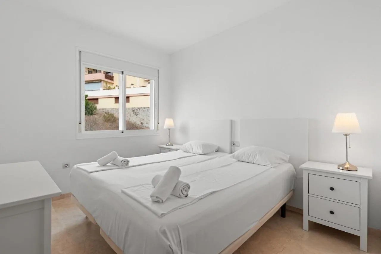 Torrequebrada Apartment Near The Beach By Costarentals - Ref 238 Бенальмадена